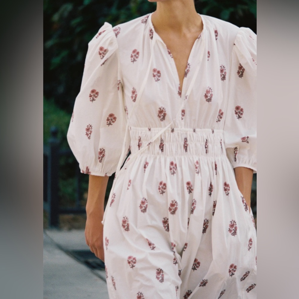 Ciao Lucia Georgina Smocked Dress Blush M NWOT